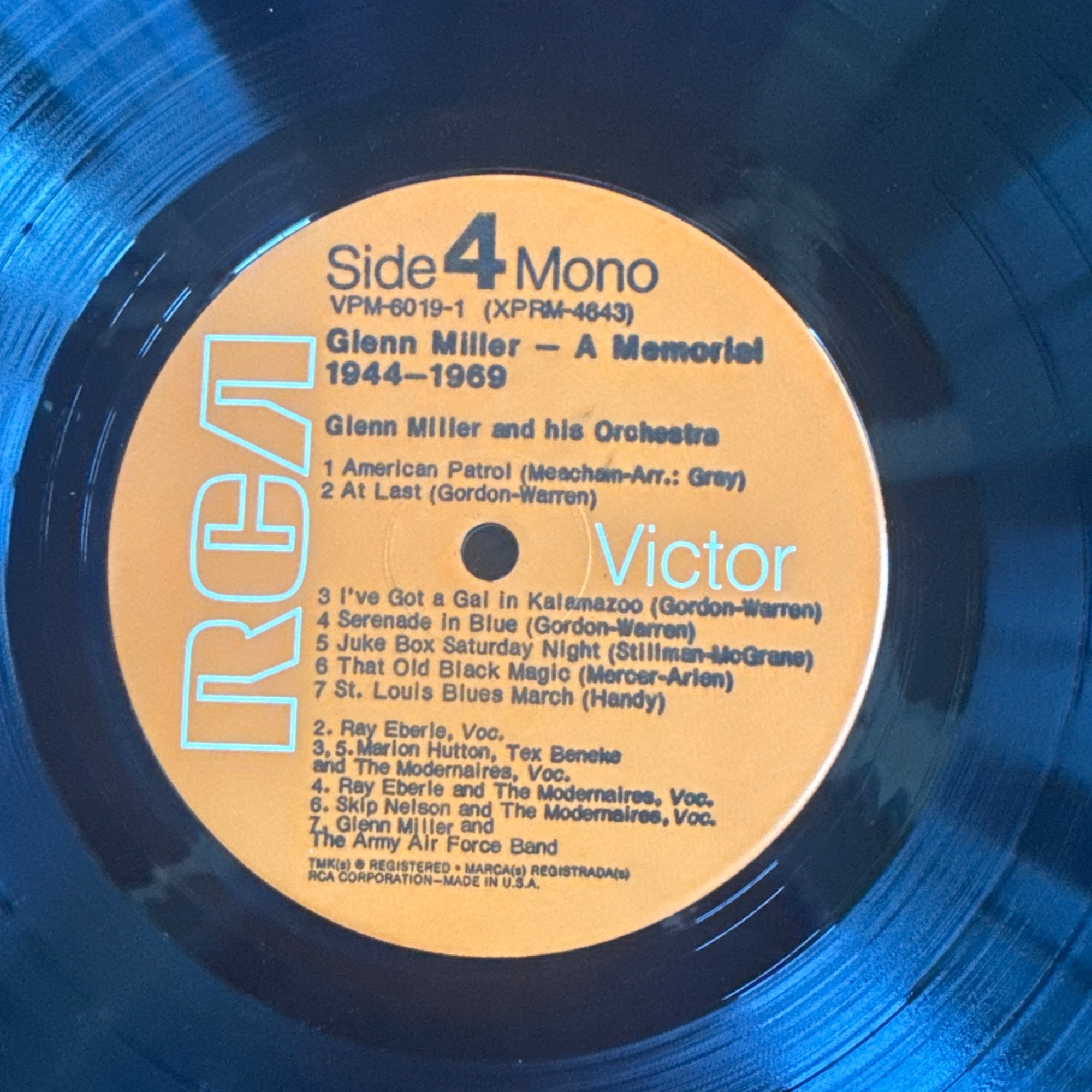 Glenn Miller - A Memorial 1944-1969 by Glenn Miller And His Orchestra - Photo 1